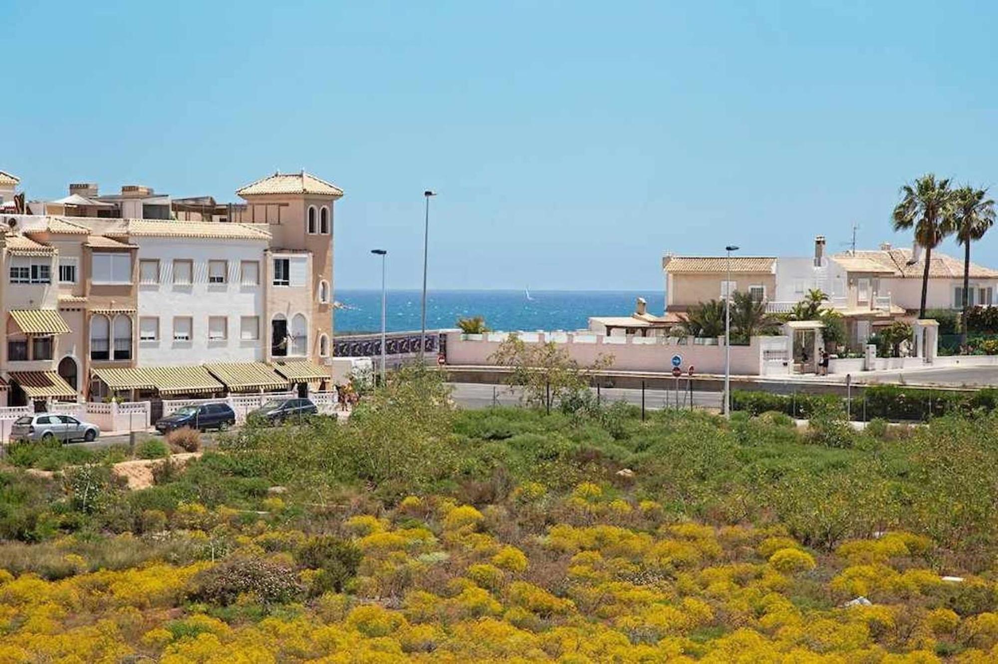 Apto Bajo La Veleta Torrevieja Buitenkant foto